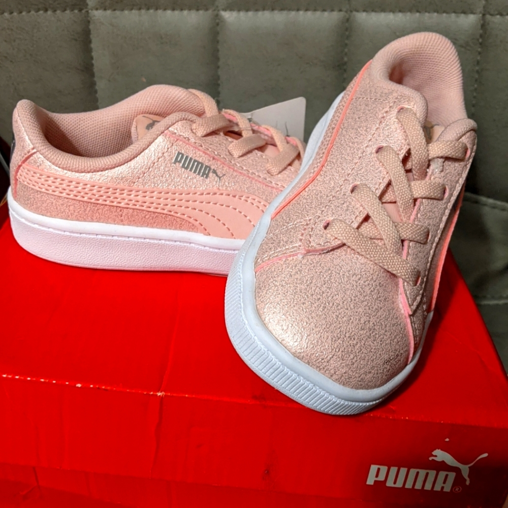 Infants babygirl pink puma shoes